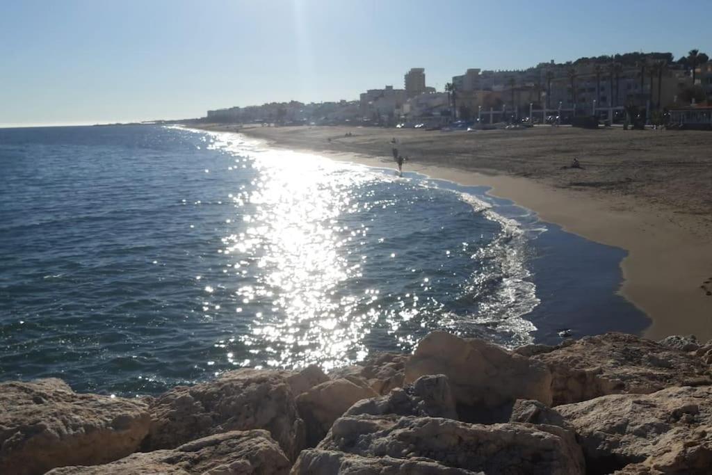 Modern & Cozy Studio Excellent Location Near Beach Torremolinos Buitenkant foto