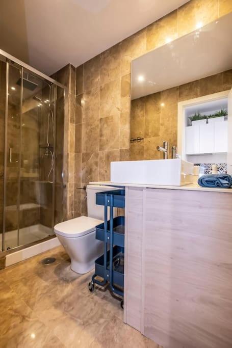 Modern & Cozy Studio Excellent Location Near Beach Torremolinos Buitenkant foto